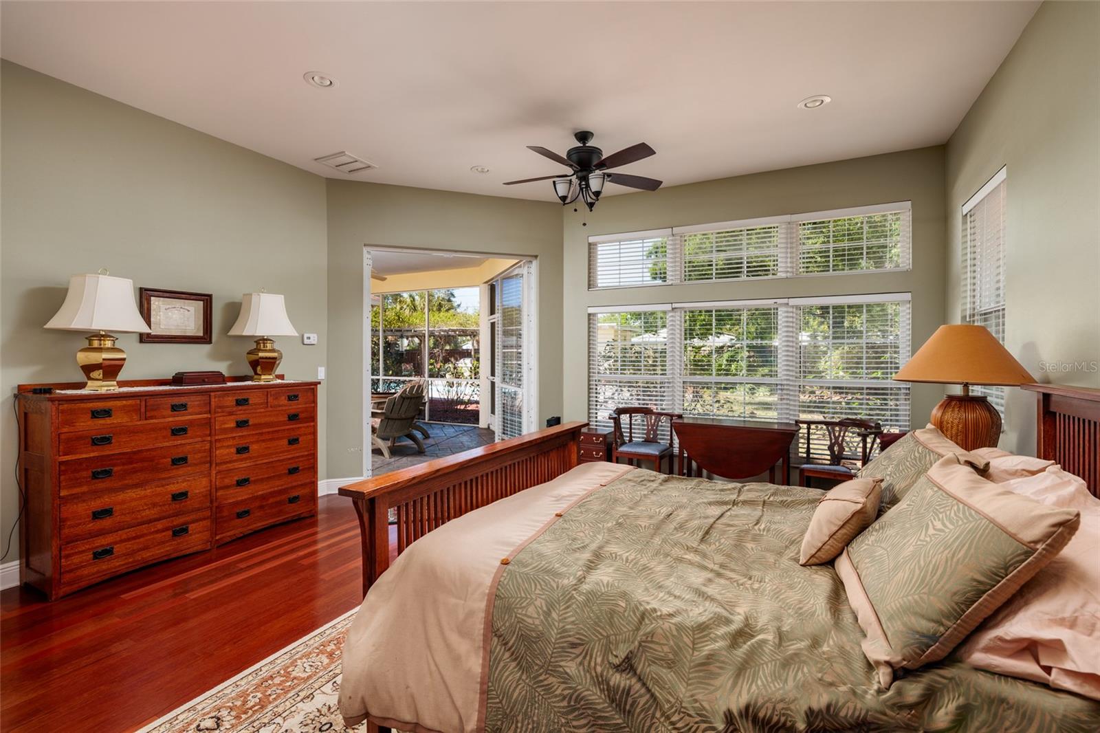 6737 MANGO AVE S, ST PETERSBURG, FL, 33707