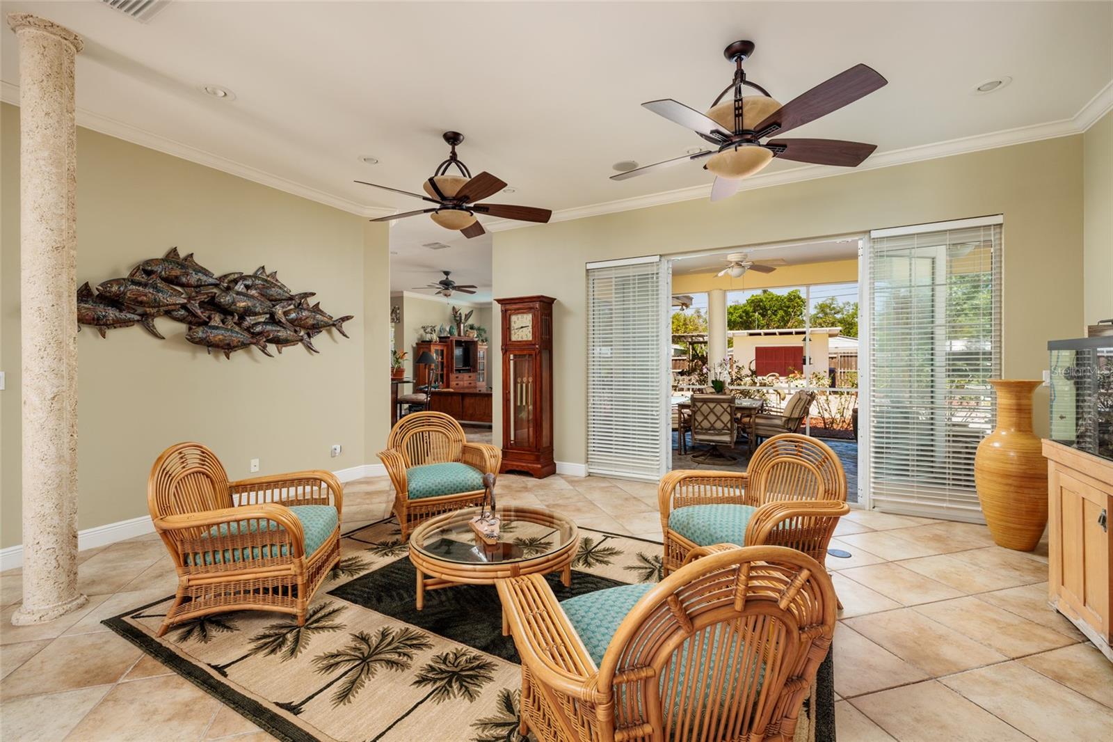 6737 MANGO AVE S, ST PETERSBURG, FL, 33707