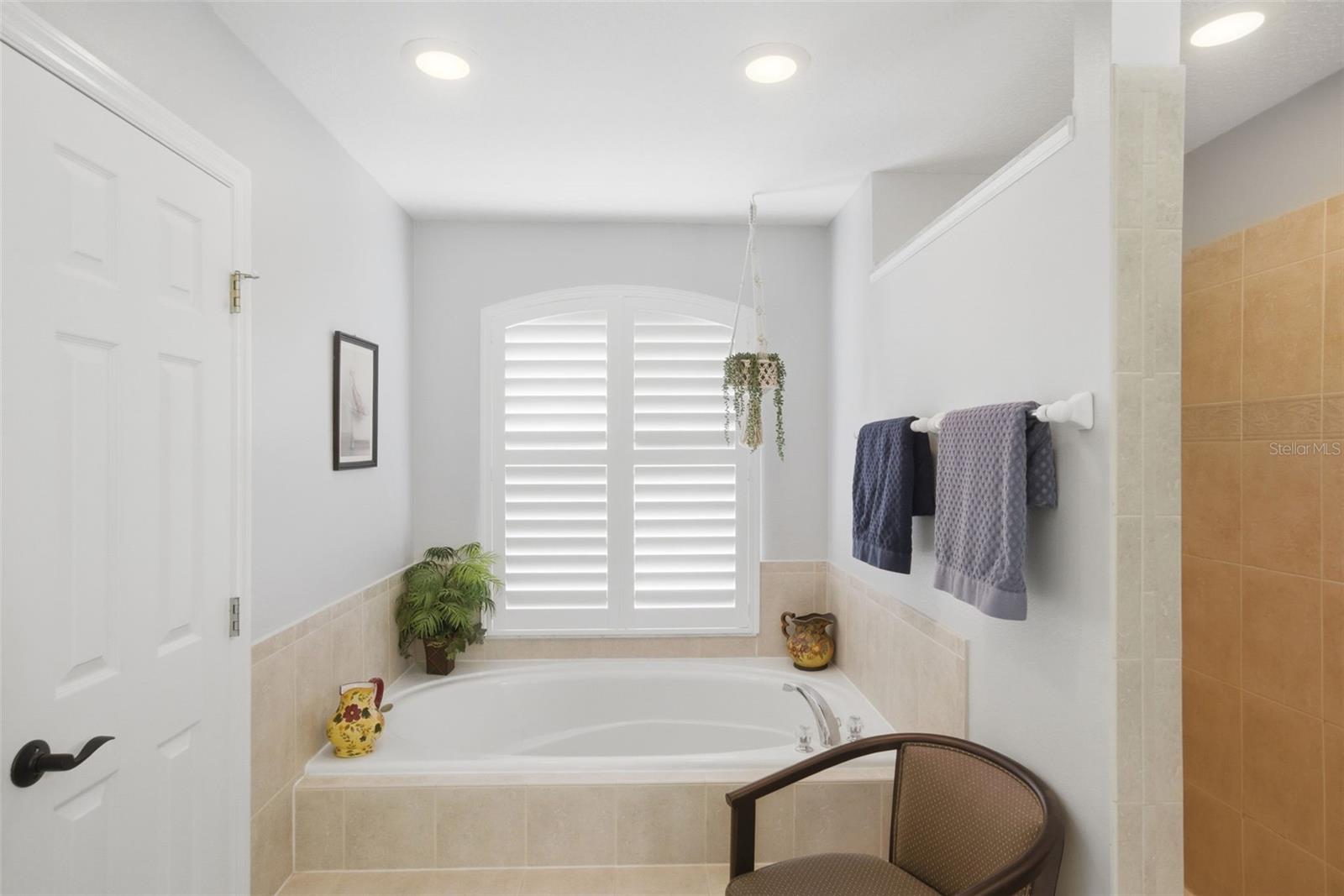 1480 ROBINWOOD DR, DELAND, FL, 32720