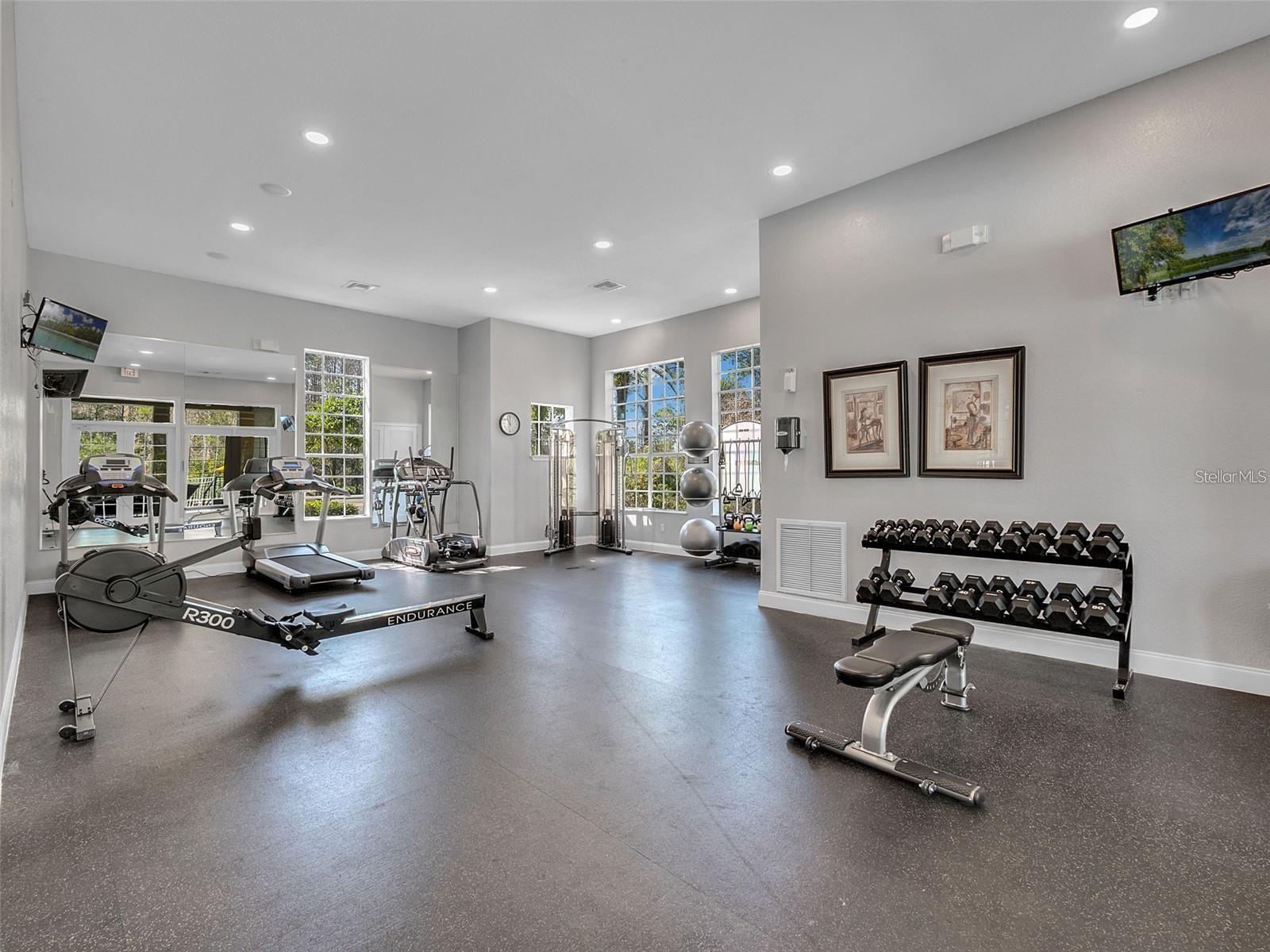 2072 STONE CROSS CIR, ORLANDO, FL, 32828