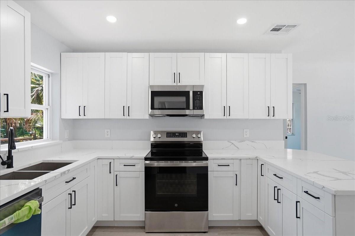 761 29TH AVE S, ST PETERSBURG, FL, 33705