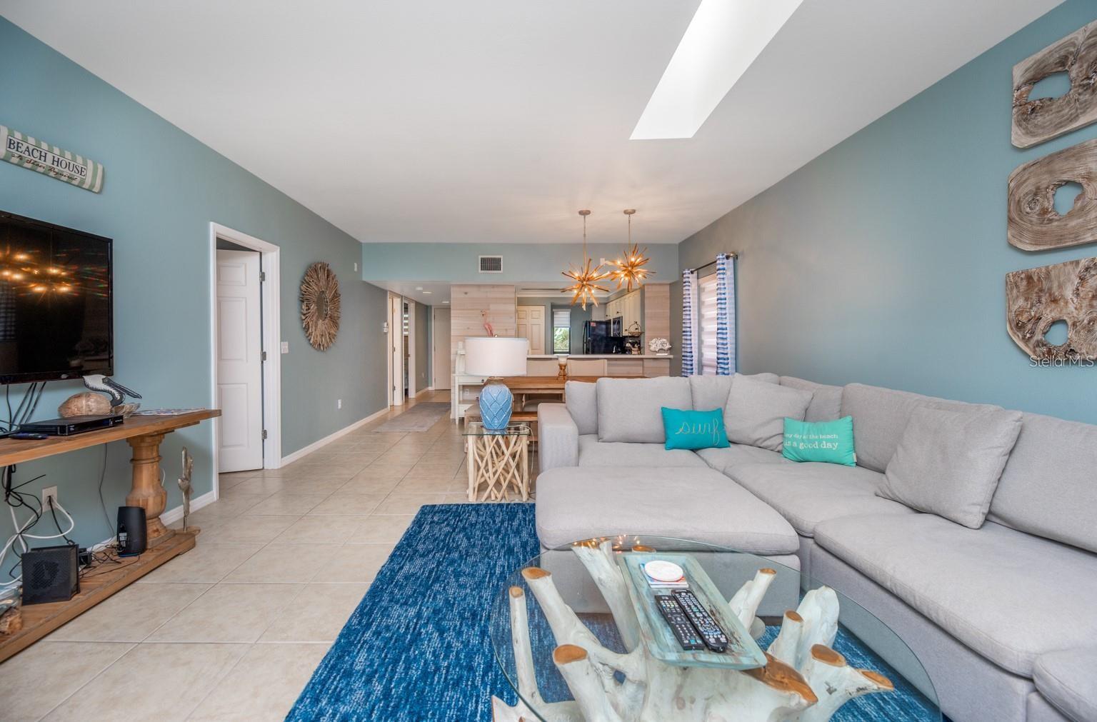 6006 GULF DR #207, HOLMES BEACH, FL, 34217
