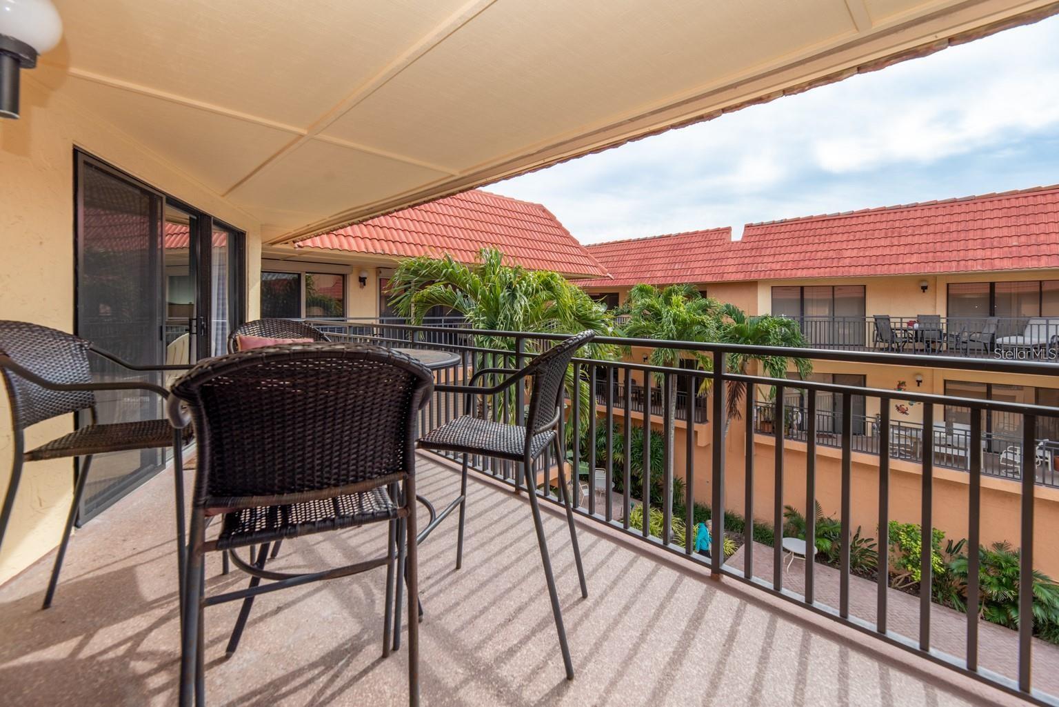 6006 GULF DR #207, HOLMES BEACH, FL, 34217