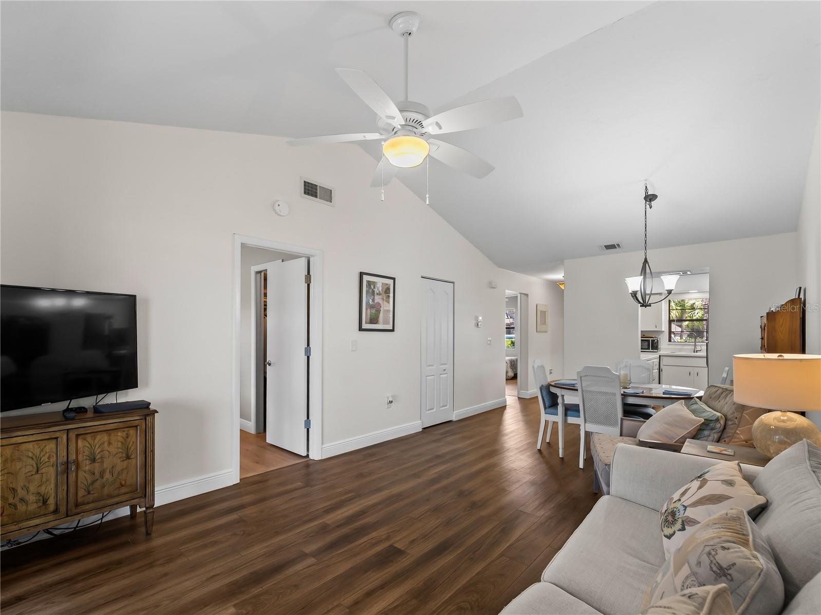 929 CAPRI ISLES BLVD #27, VENICE, FL, 34292