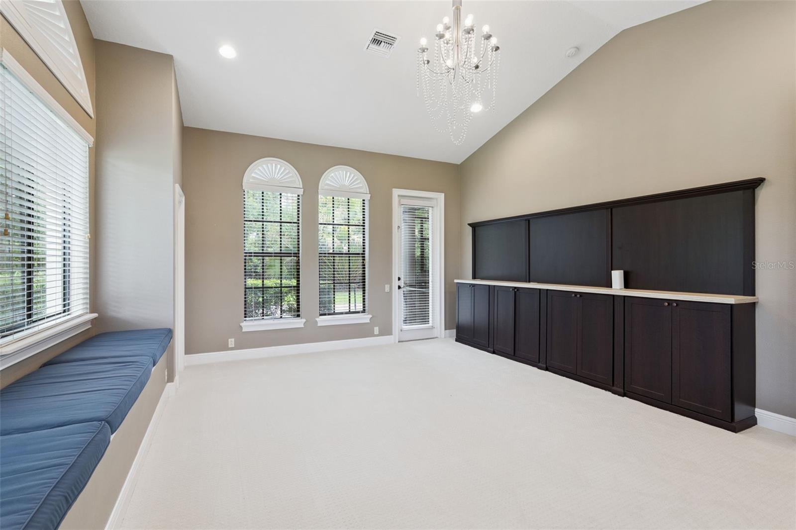 687 SHADOWMOSS CIR, LAKE MARY, FL, 32746