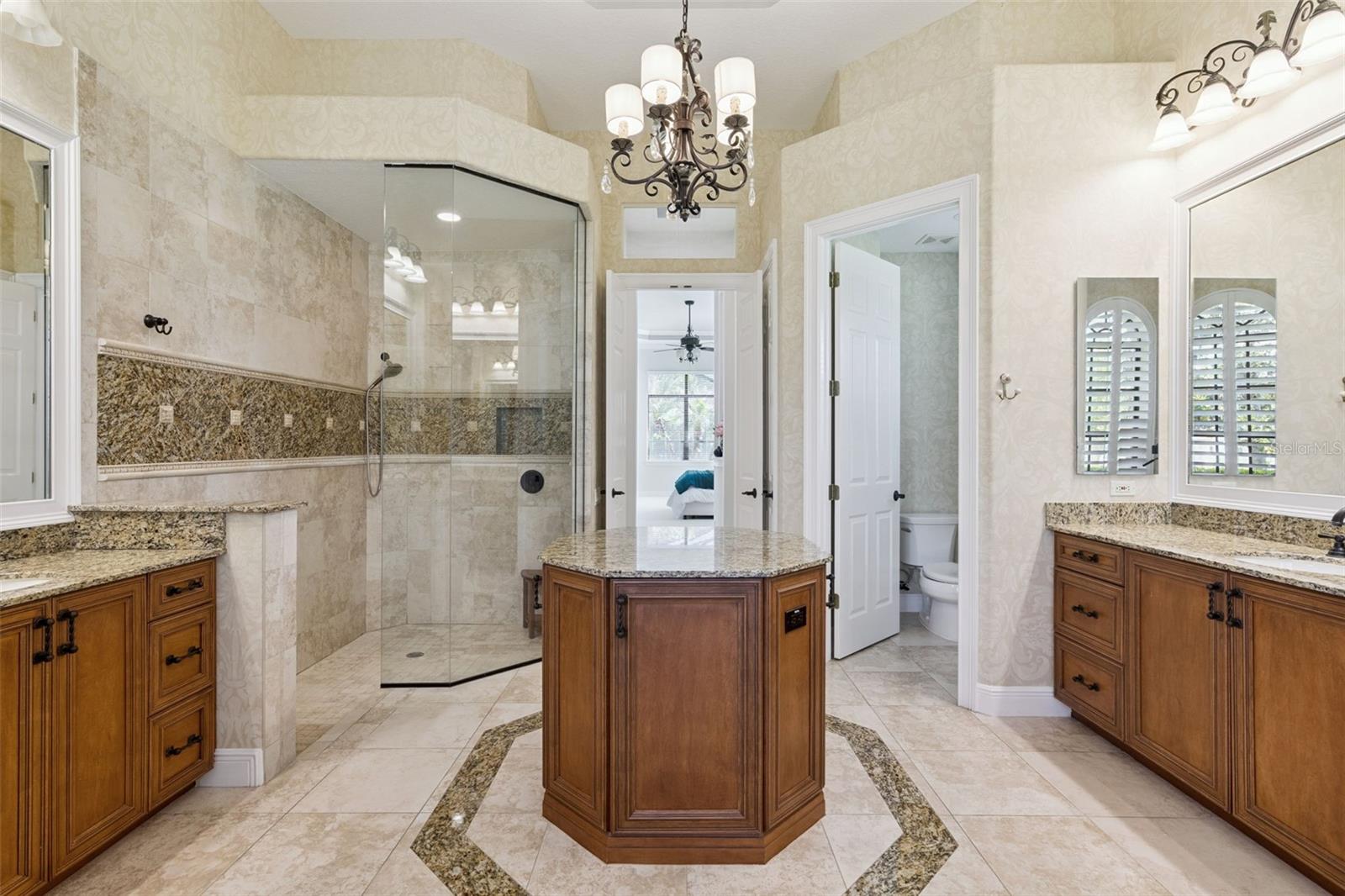 687 SHADOWMOSS CIR, LAKE MARY, FL, 32746