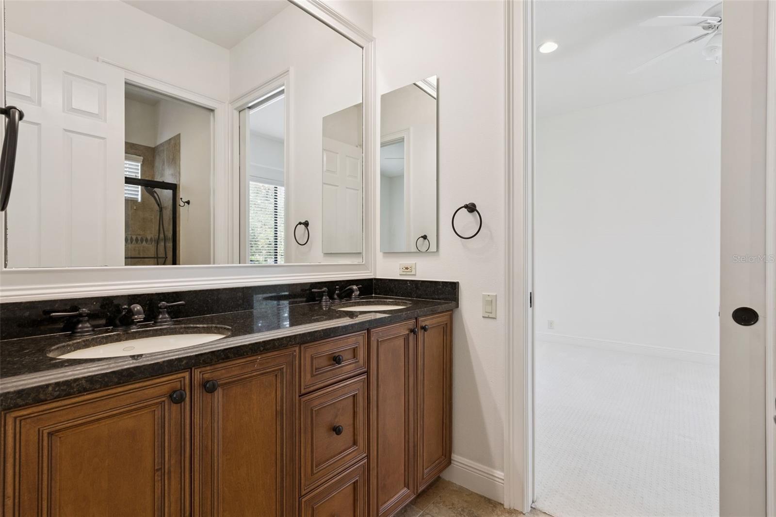 687 SHADOWMOSS CIR, LAKE MARY, FL, 32746