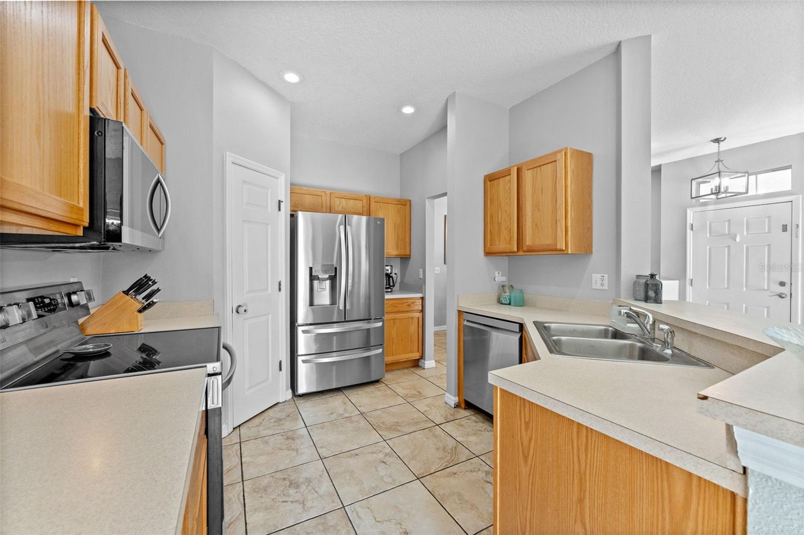 5107 6TH WAY N, ST PETERSBURG, FL, 33703