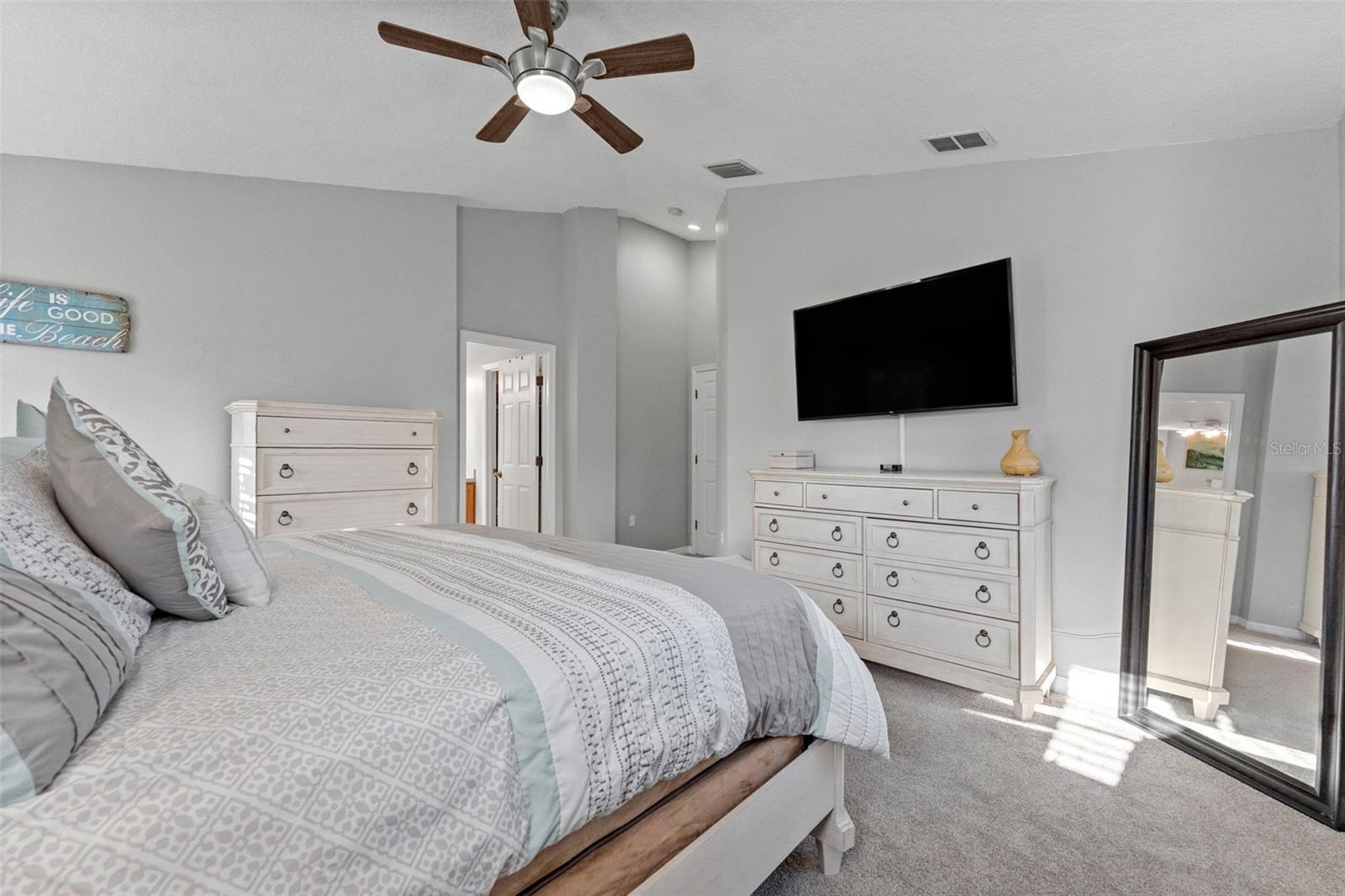 5107 6TH WAY N, ST PETERSBURG, FL, 33703