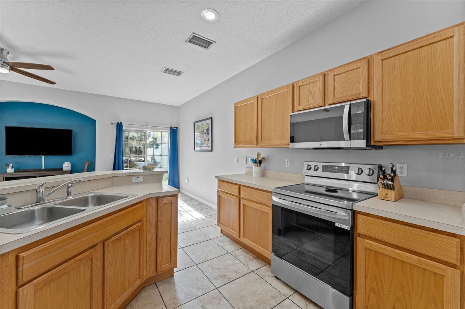 5107 6TH WAY N, ST PETERSBURG, FL, 33703