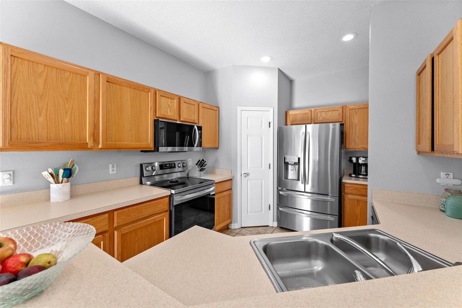 5107 6TH WAY N, ST PETERSBURG, FL, 33703