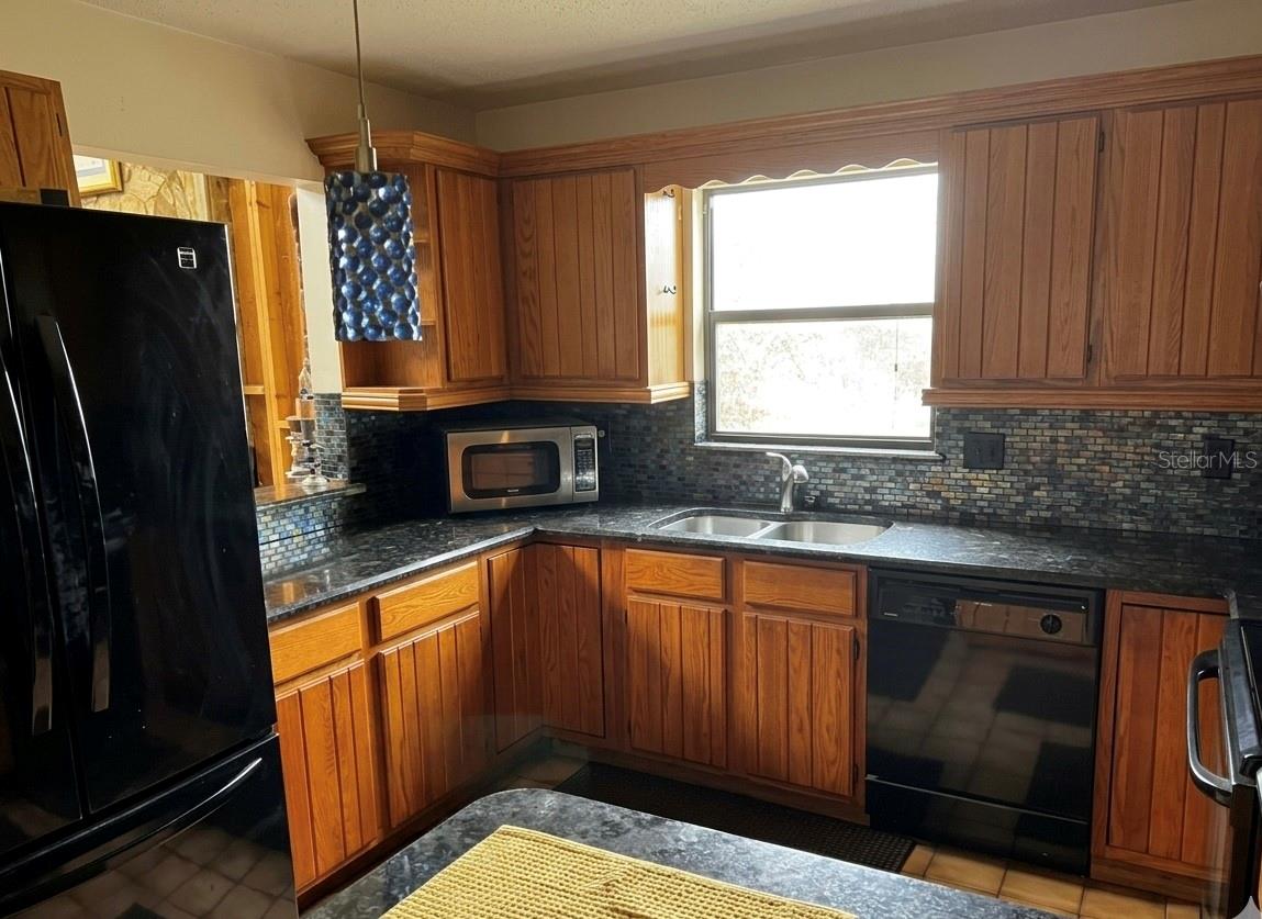 2070 S COURTENAY PKWY, MERRITT ISLAND, FL, 32952