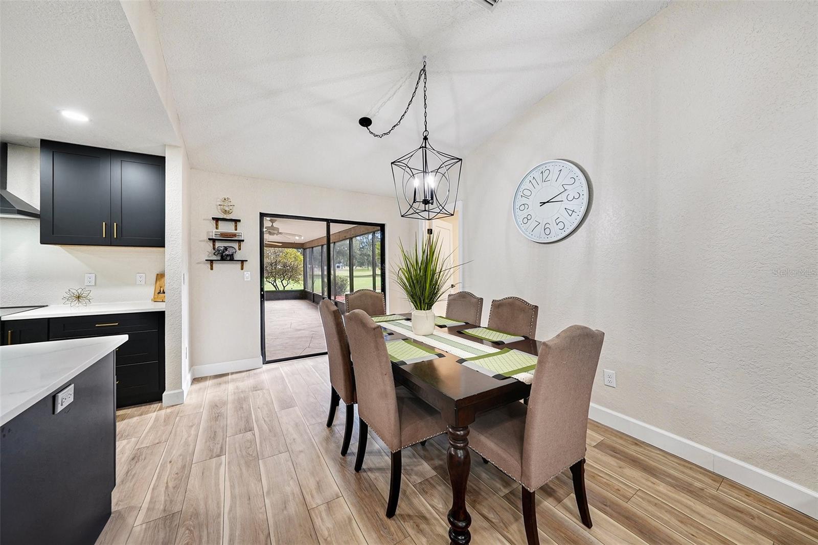 11325 GLENMONT DR, TAMPA, FL, 33635