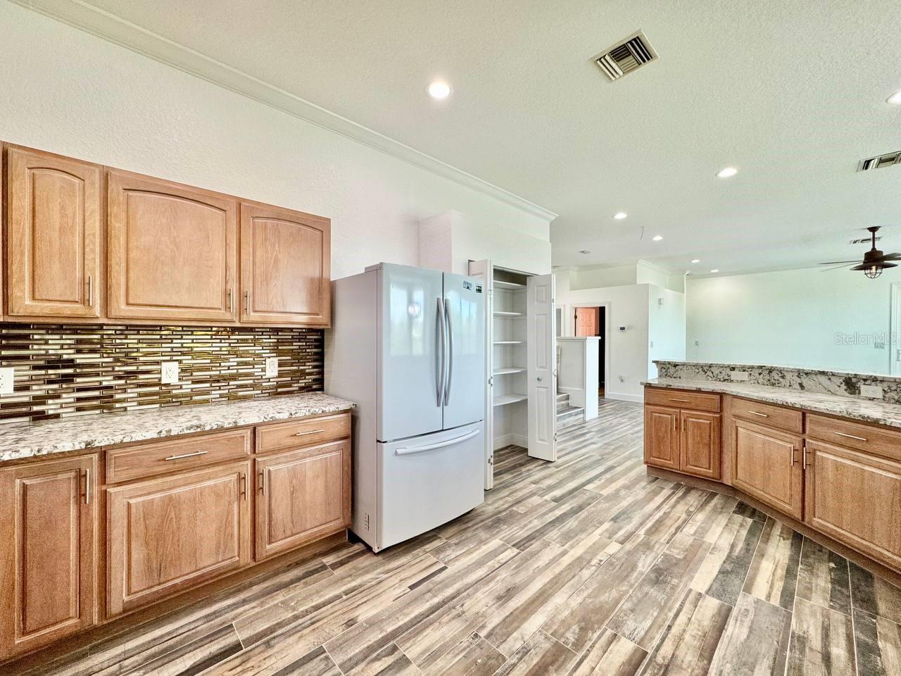 2384 CREEK CT, CLEARWATER, FL, 33764