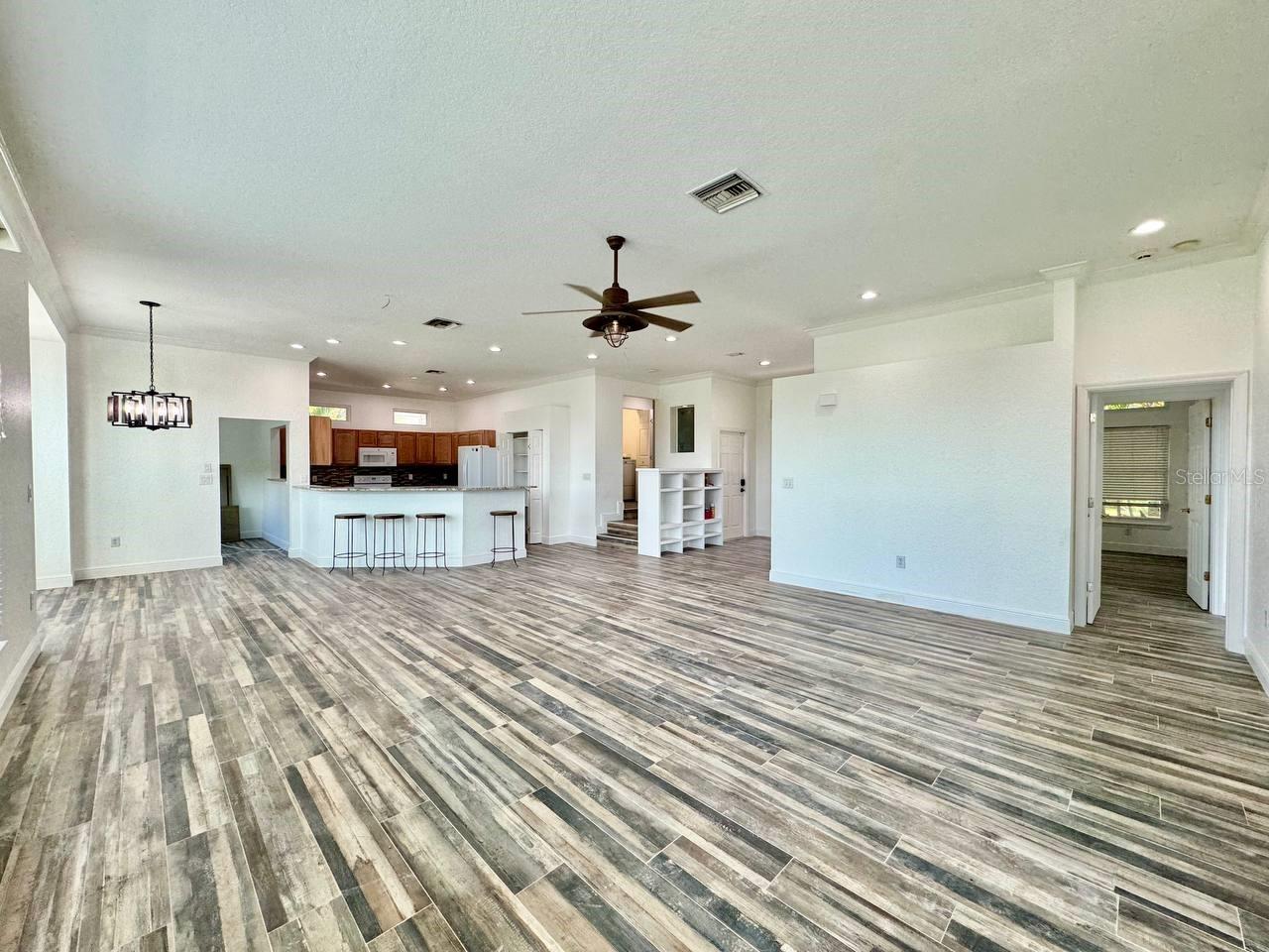 2384 CREEK CT, CLEARWATER, FL, 33764