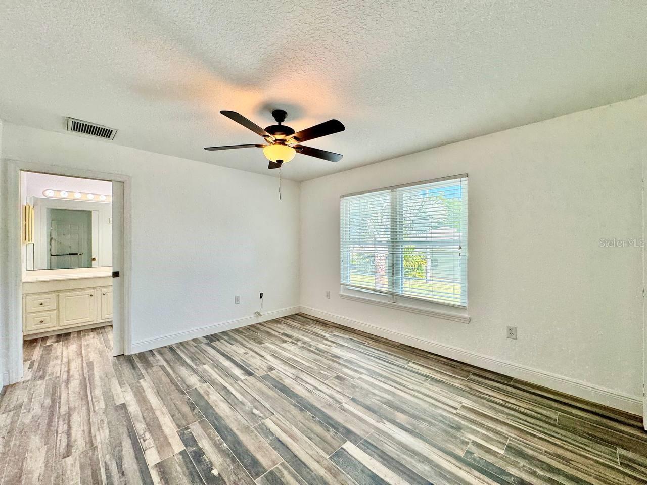 2384 CREEK CT, CLEARWATER, FL, 33764