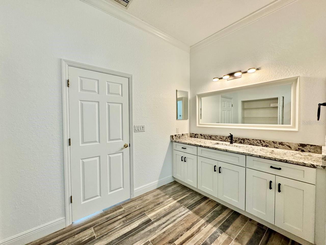 2384 CREEK CT, CLEARWATER, FL, 33764