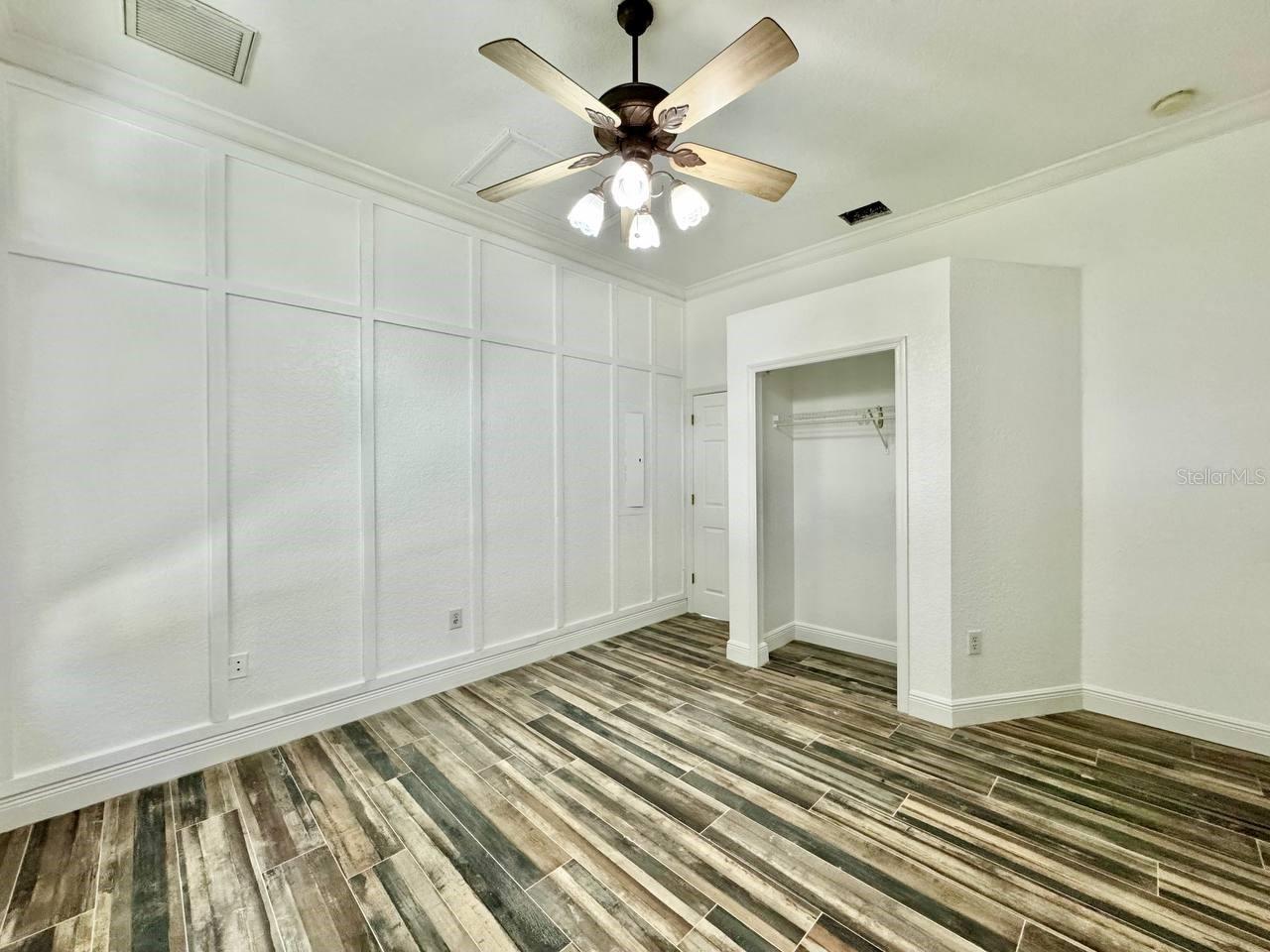 2384 CREEK CT, CLEARWATER, FL, 33764