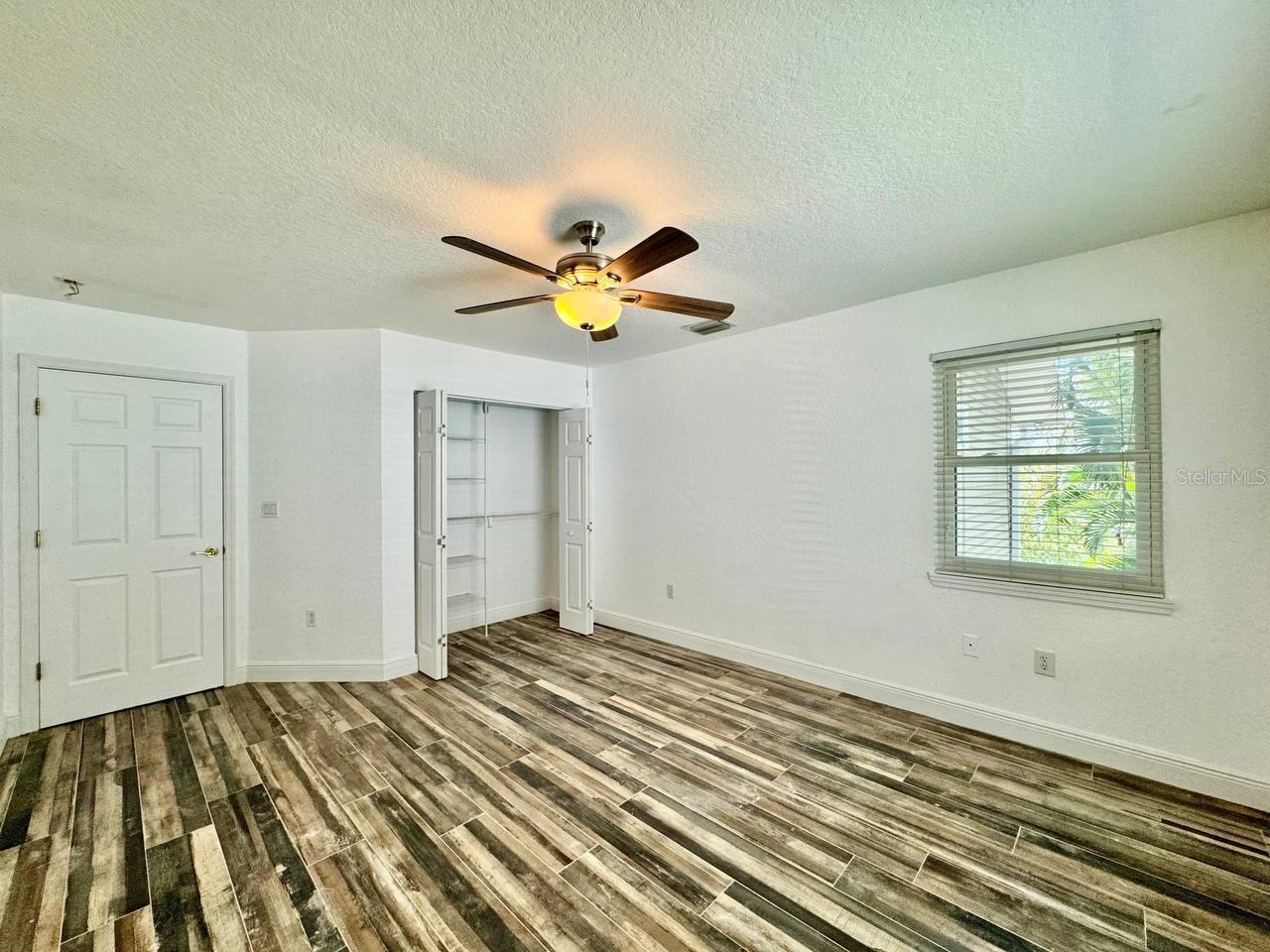 2384 CREEK CT, CLEARWATER, FL, 33764