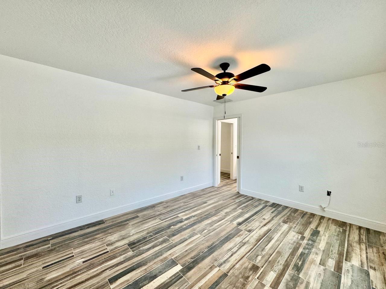 2384 CREEK CT, CLEARWATER, FL, 33764