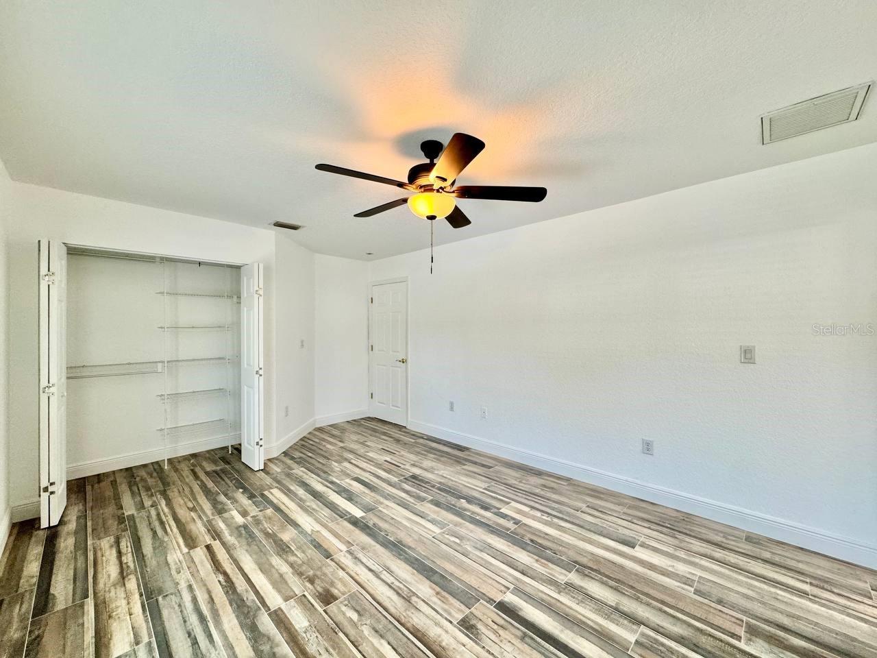 2384 CREEK CT, CLEARWATER, FL, 33764