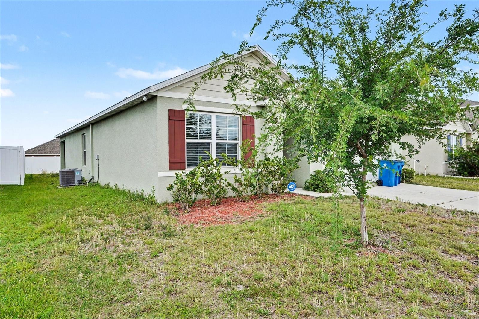 693 SQUIRES GROVE DR, WINTER HAVEN, FL, 33880