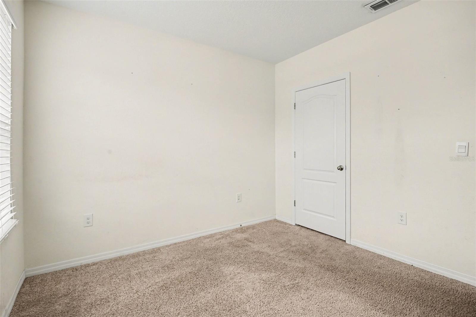 693 SQUIRES GROVE DR, WINTER HAVEN, FL, 33880