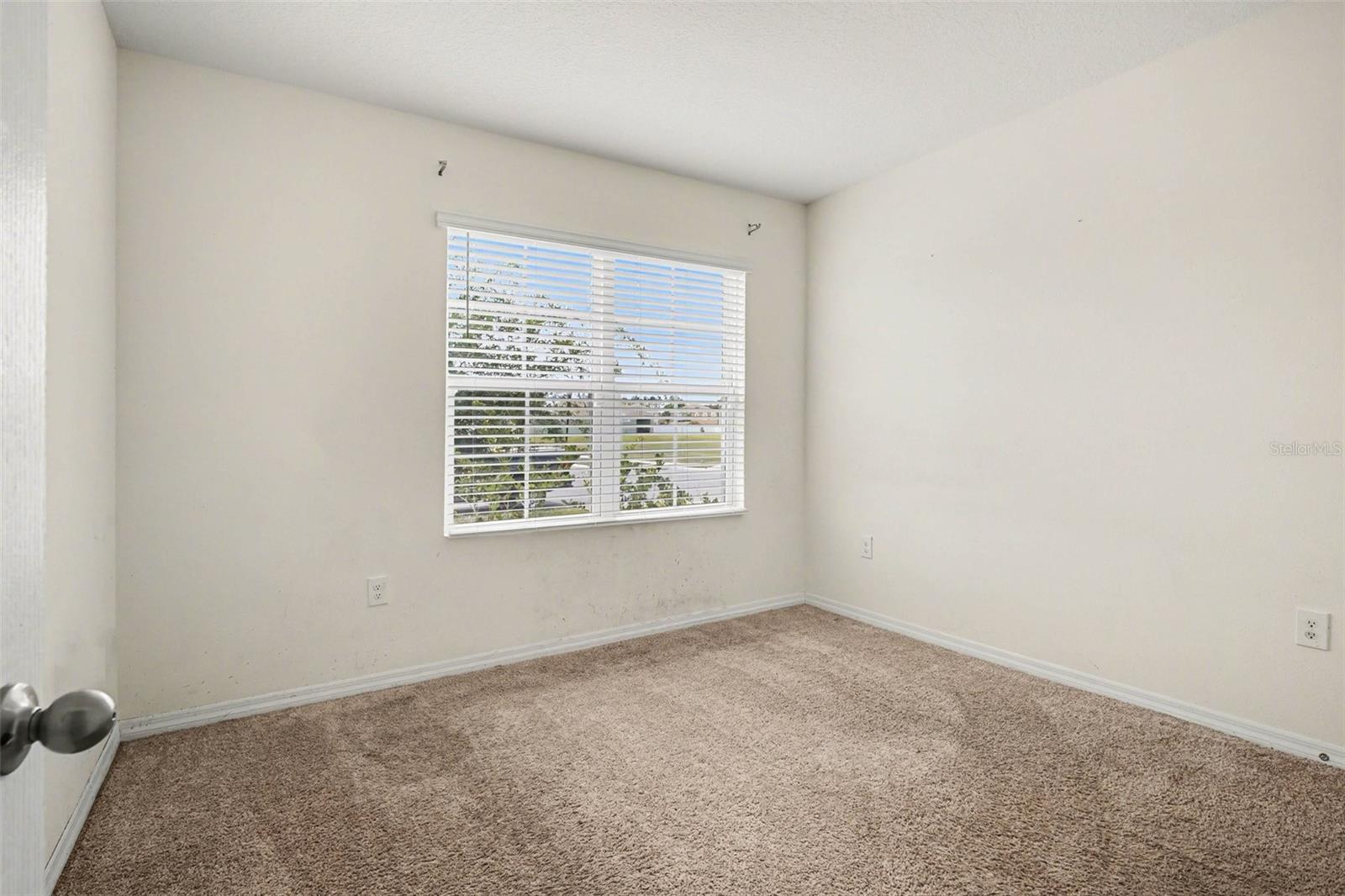 693 SQUIRES GROVE DR, WINTER HAVEN, FL, 33880