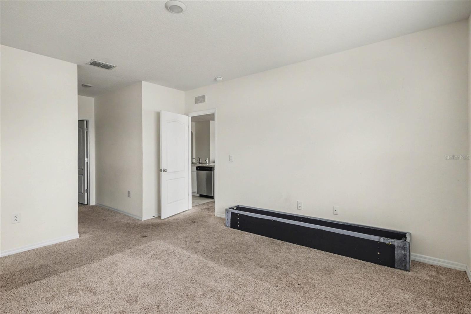 693 SQUIRES GROVE DR, WINTER HAVEN, FL, 33880