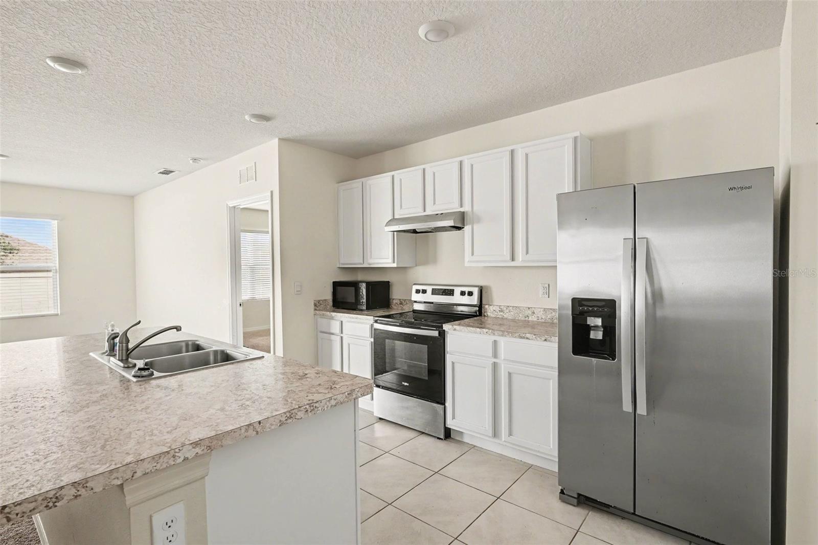 693 SQUIRES GROVE DR, WINTER HAVEN, FL, 33880