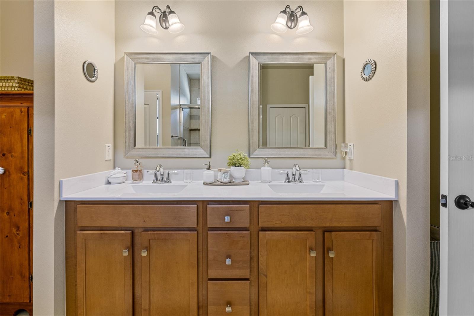 1235 CAP DIVILLE AVE, PORT ORANGE, FL, 32129