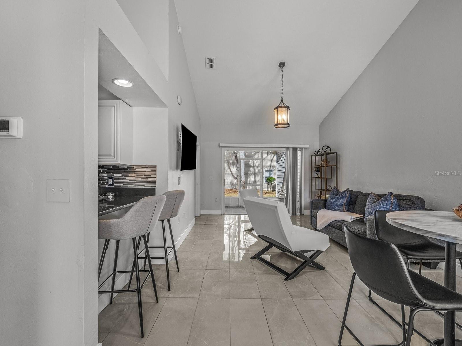 4700 SW ARCHER RD #2, GAINESVILLE, FL, 32608