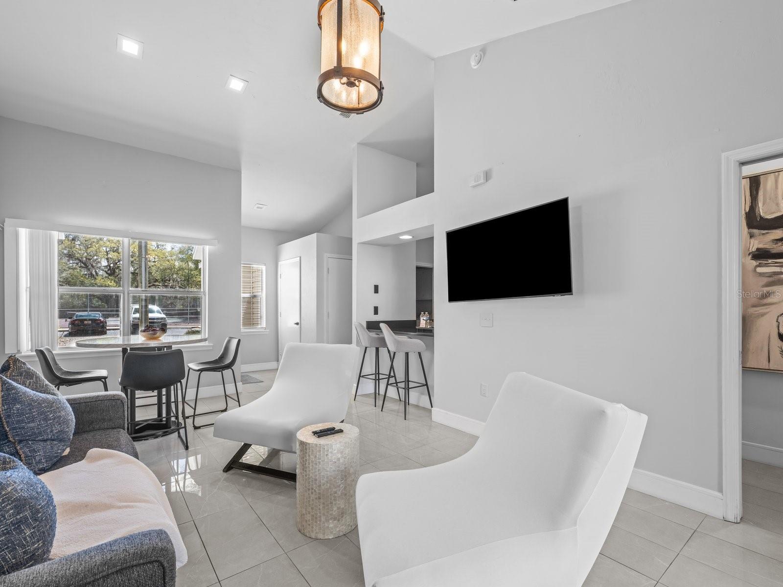 4700 SW ARCHER RD #2, GAINESVILLE, FL, 32608