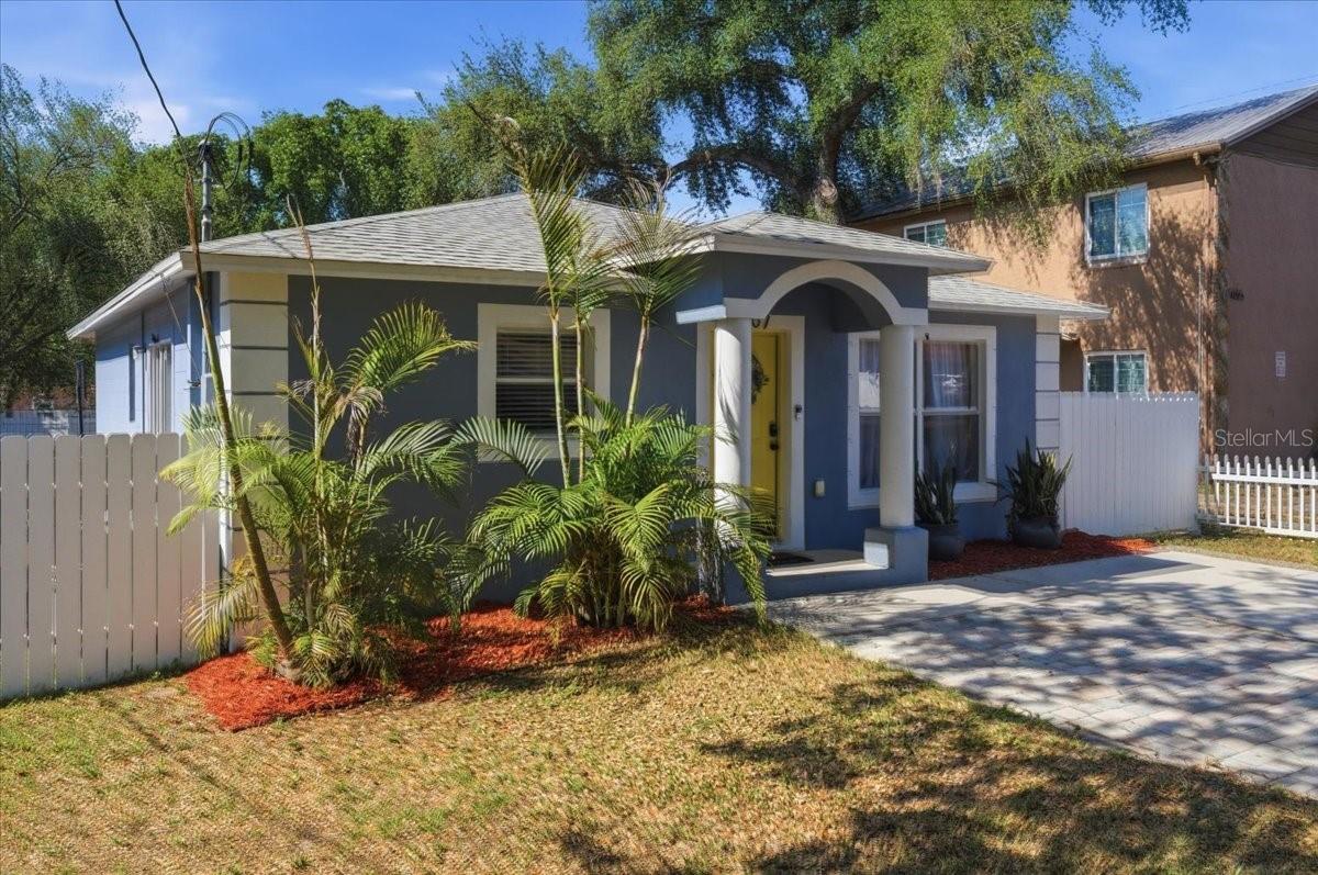 4007 E MILLER AVE, TAMPA, FL, 33617