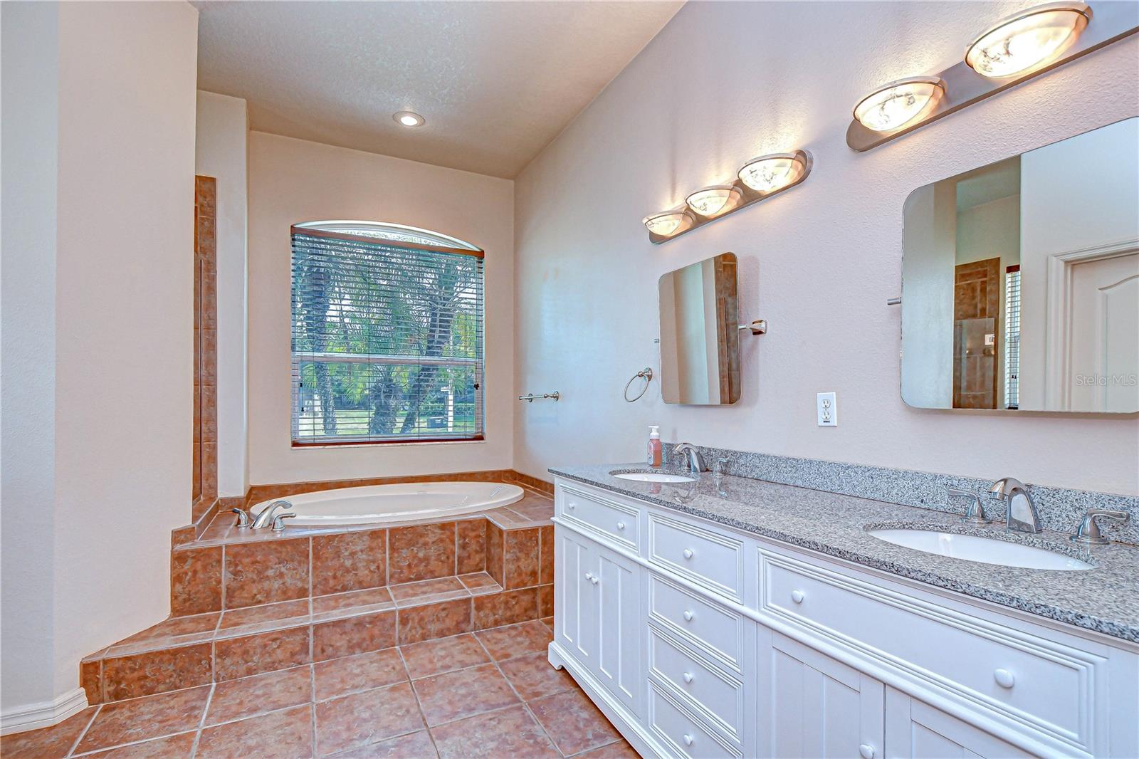 4505 BLOOMSBURY CT, TAMPA, FL, 33624