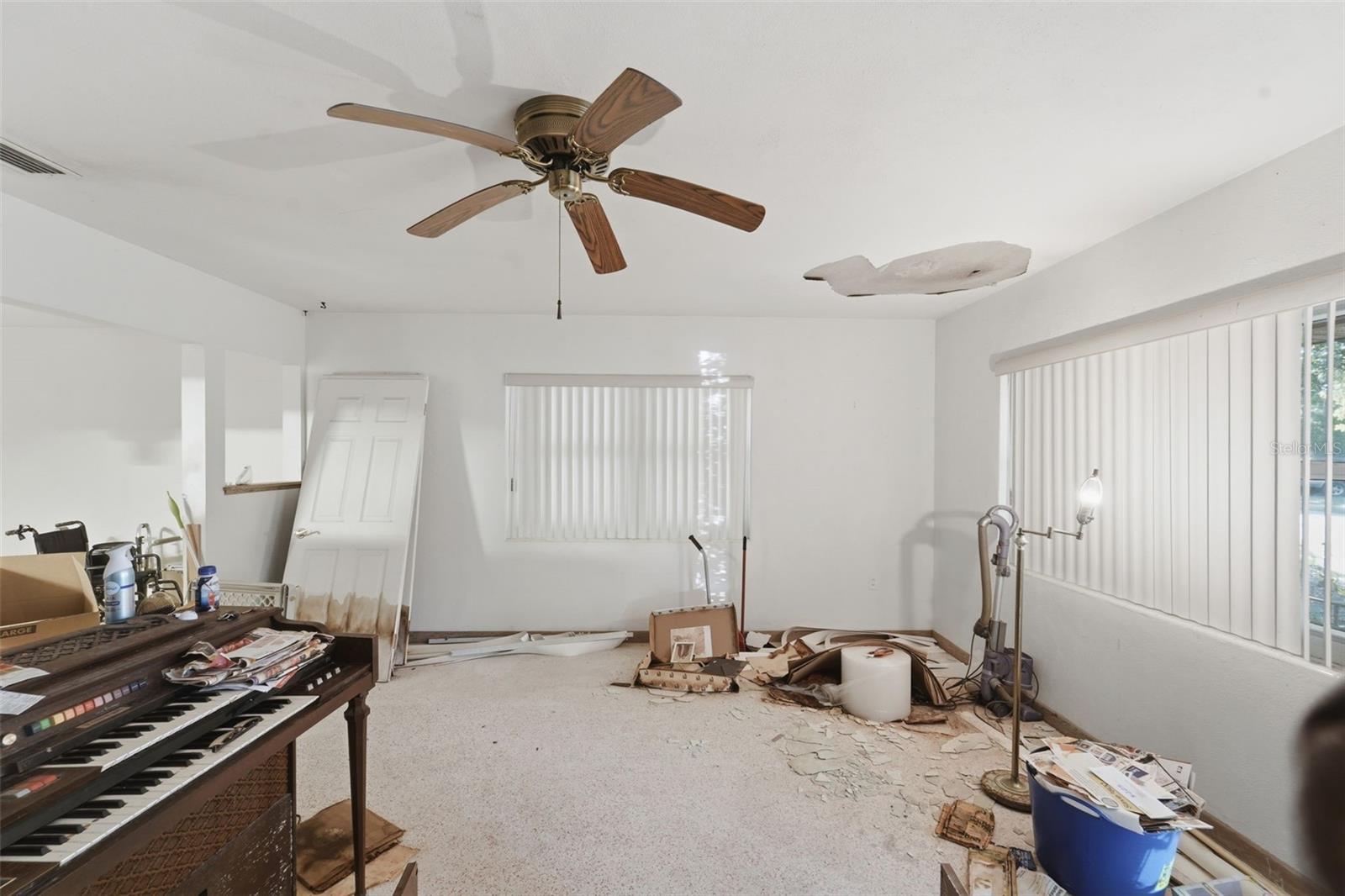 209 PLAZA OVAL, CASSELBERRY, FL, 32707