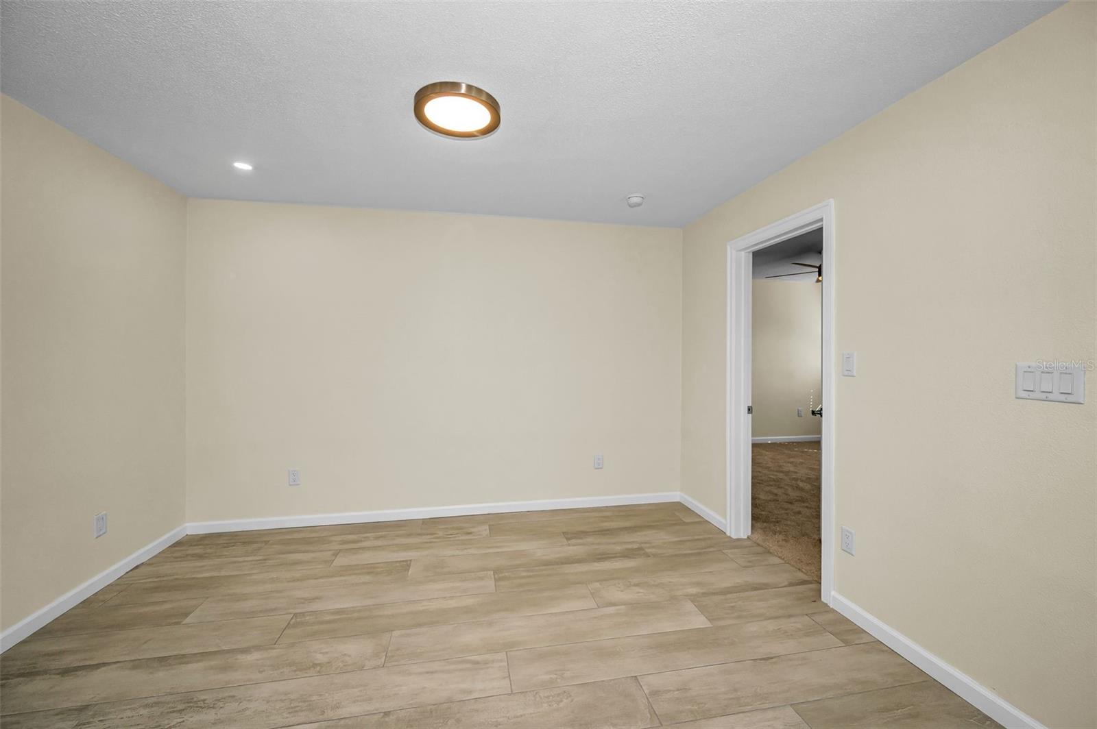 94 NICHOLAS DR, DUNEDIN, FL, 34698