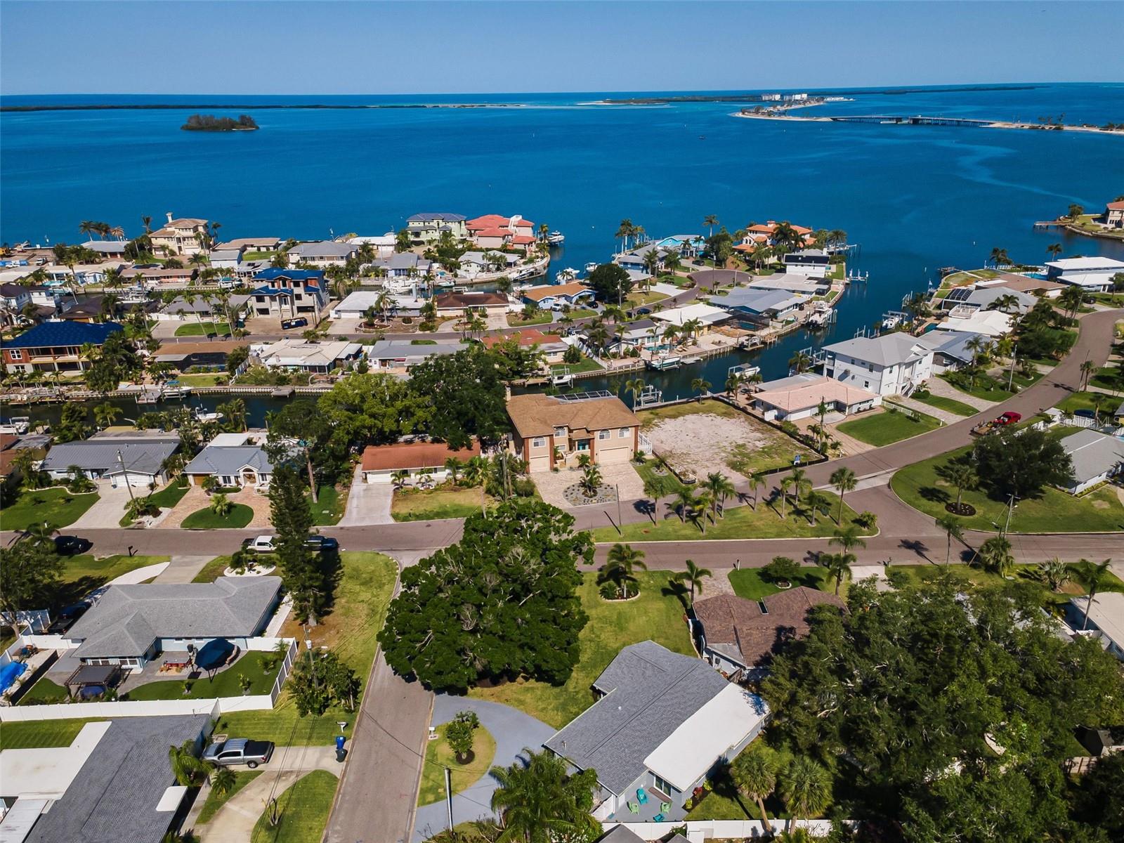 94 NICHOLAS DR, DUNEDIN, FL, 34698