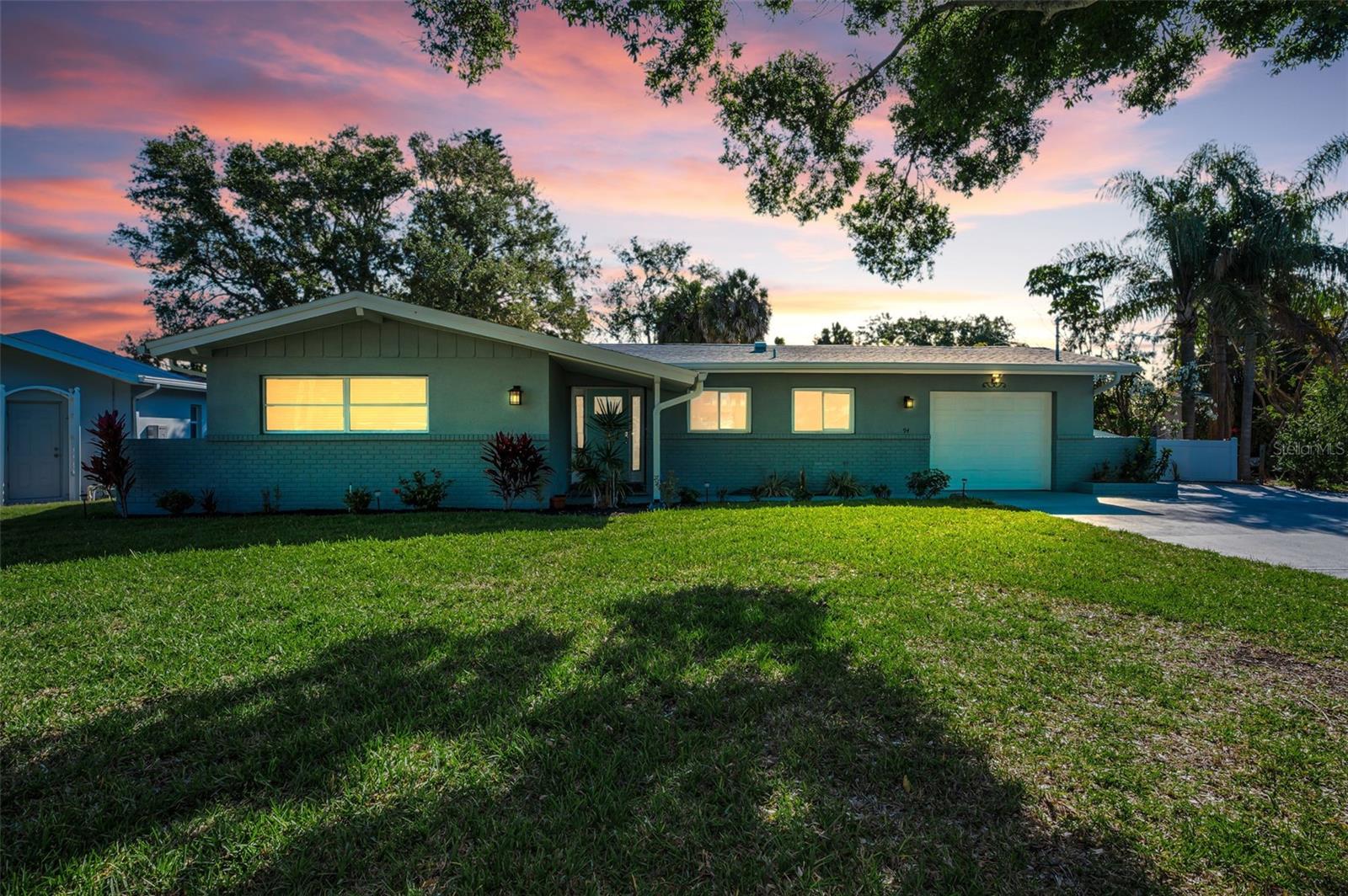 94 NICHOLAS DR, DUNEDIN, FL, 34698