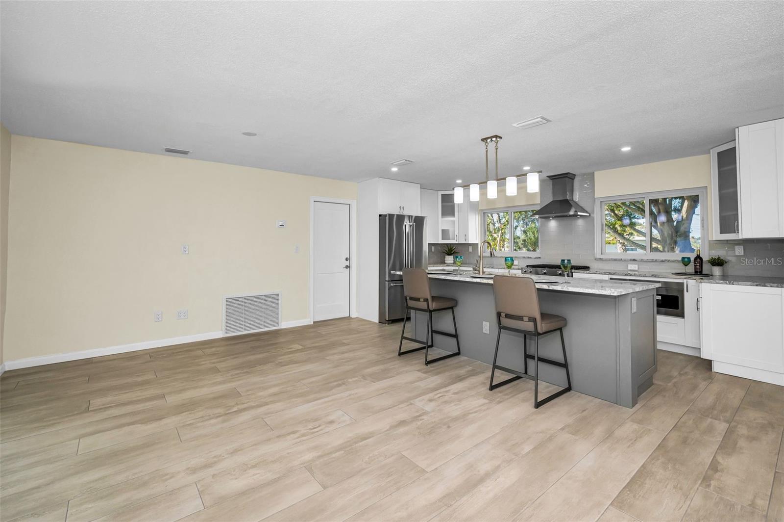 94 NICHOLAS DR, DUNEDIN, FL, 34698