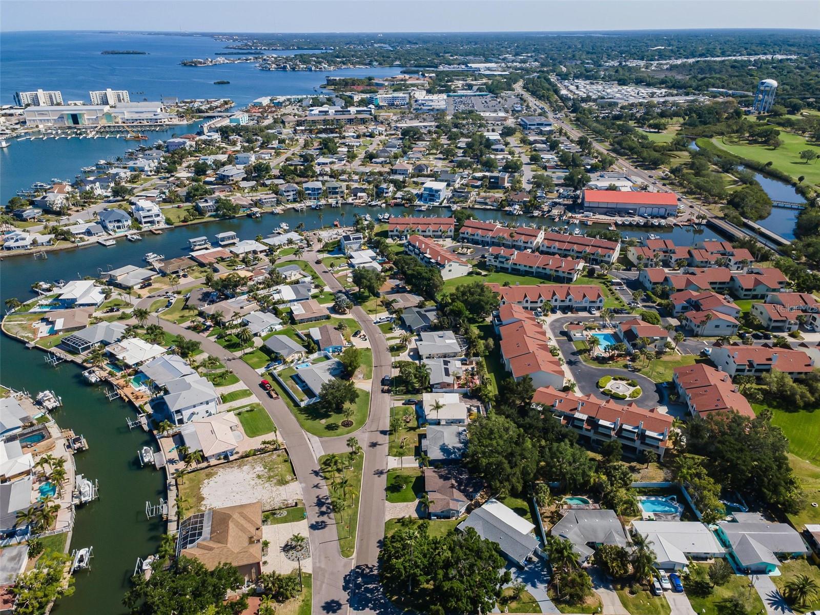 94 NICHOLAS DR, DUNEDIN, FL, 34698