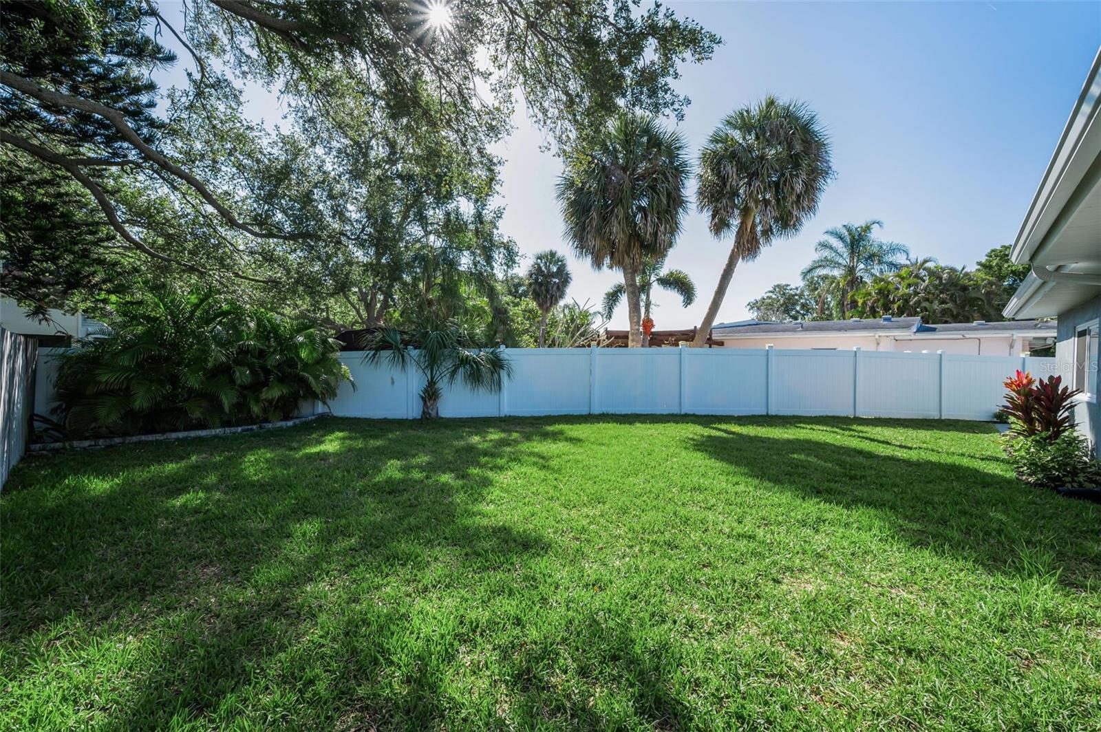 94 NICHOLAS DR, DUNEDIN, FL, 34698