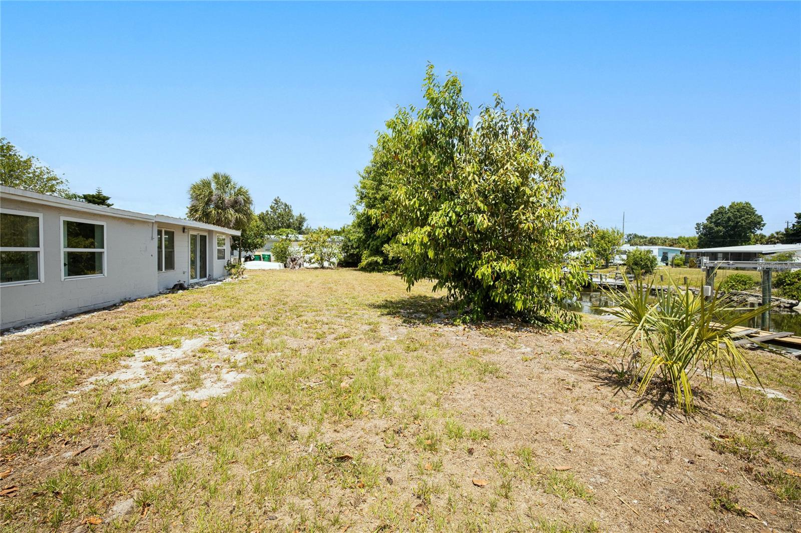 203 WATERWAY CIR NE, PORT CHARLOTTE, FL, 33952