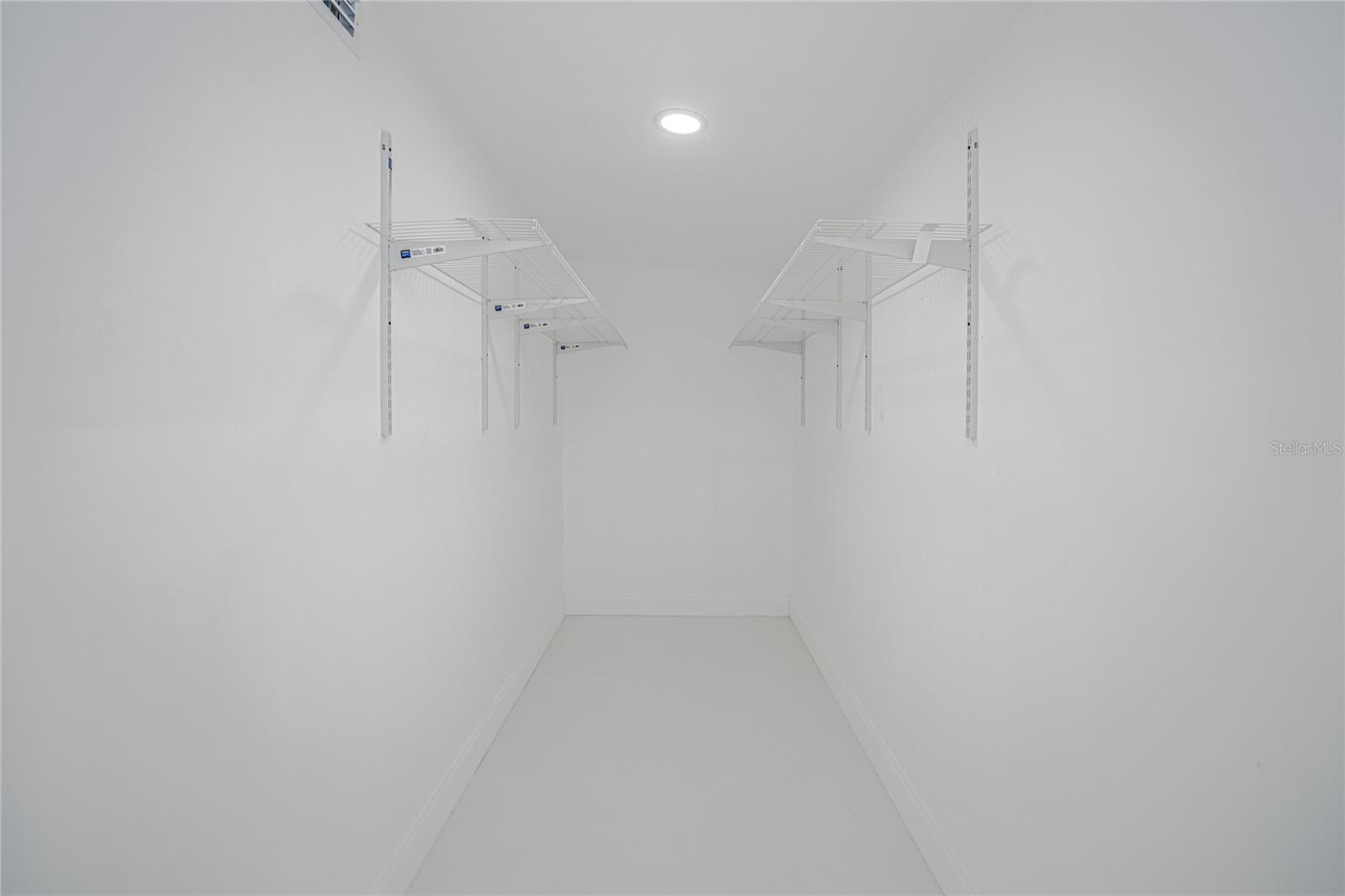 203 WATERWAY CIR NE, PORT CHARLOTTE, FL, 33952