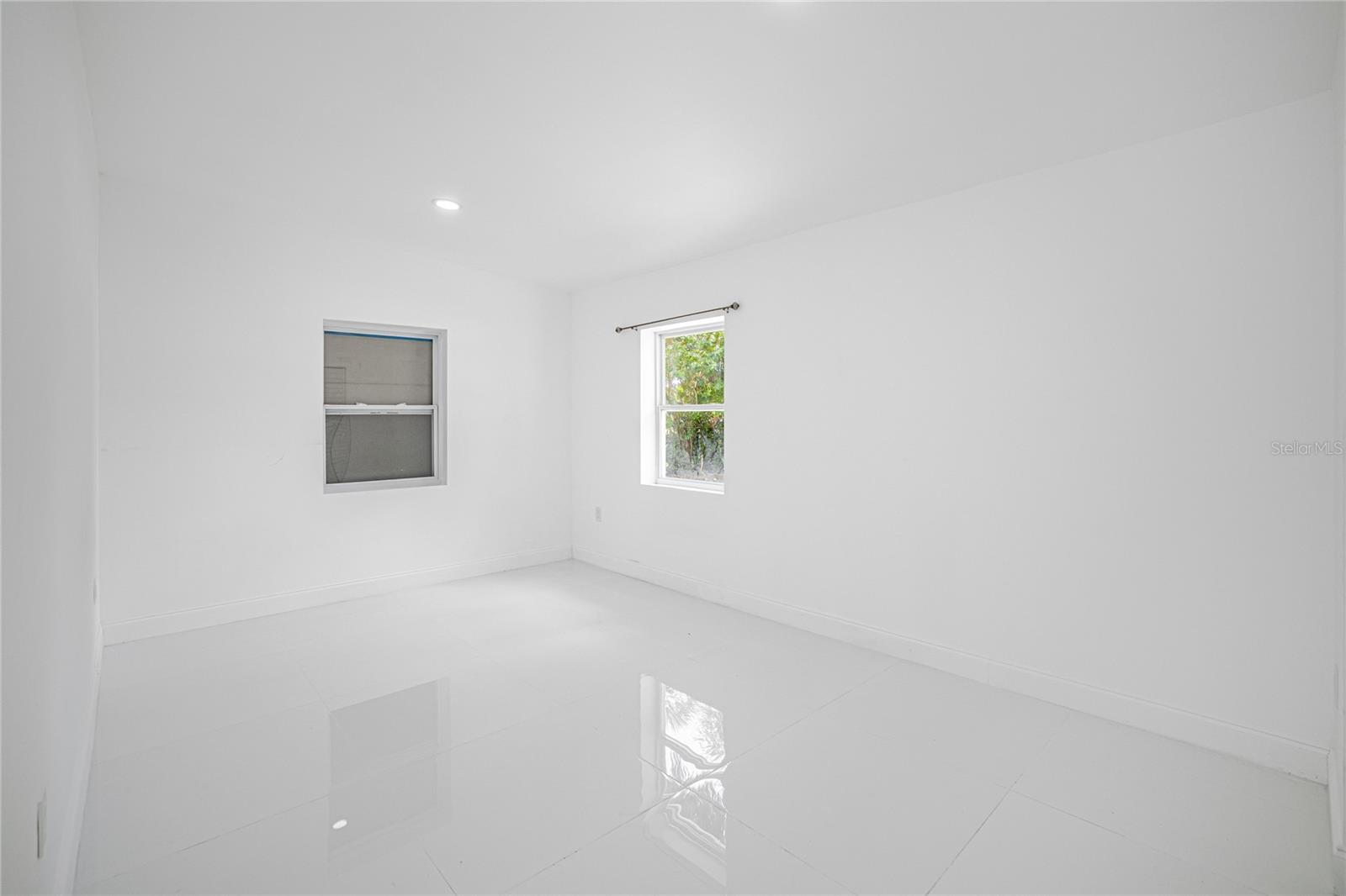 203 WATERWAY CIR NE, PORT CHARLOTTE, FL, 33952