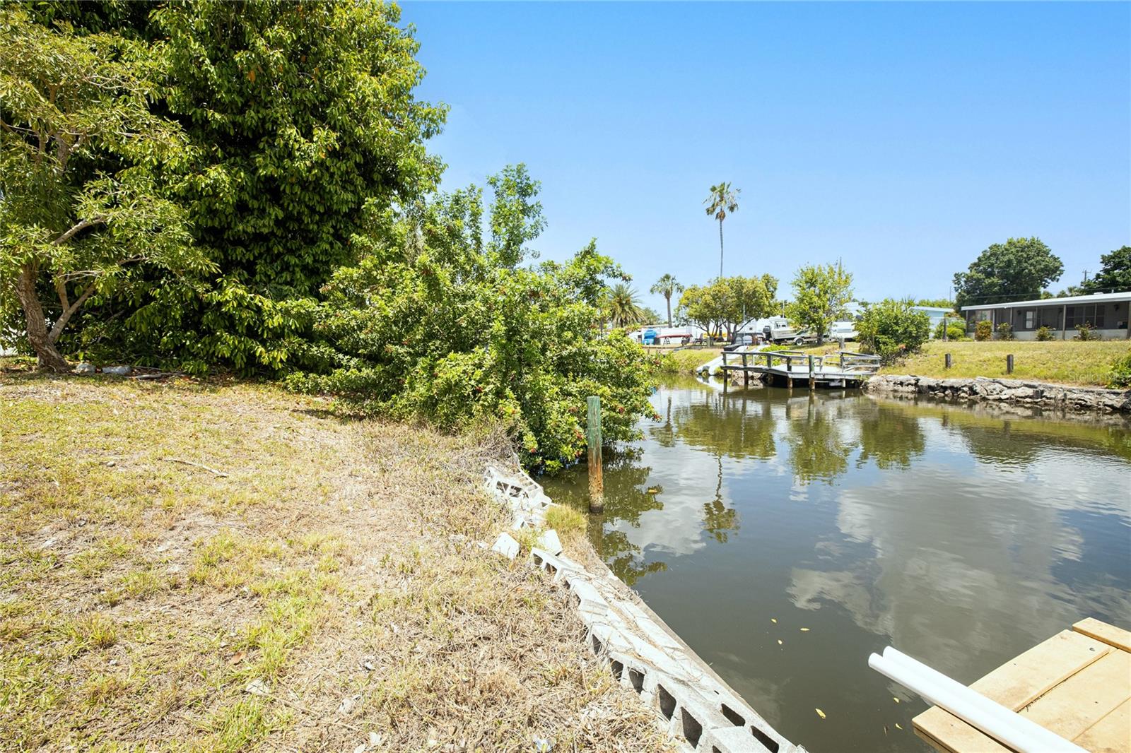 203 WATERWAY CIR NE, PORT CHARLOTTE, FL, 33952