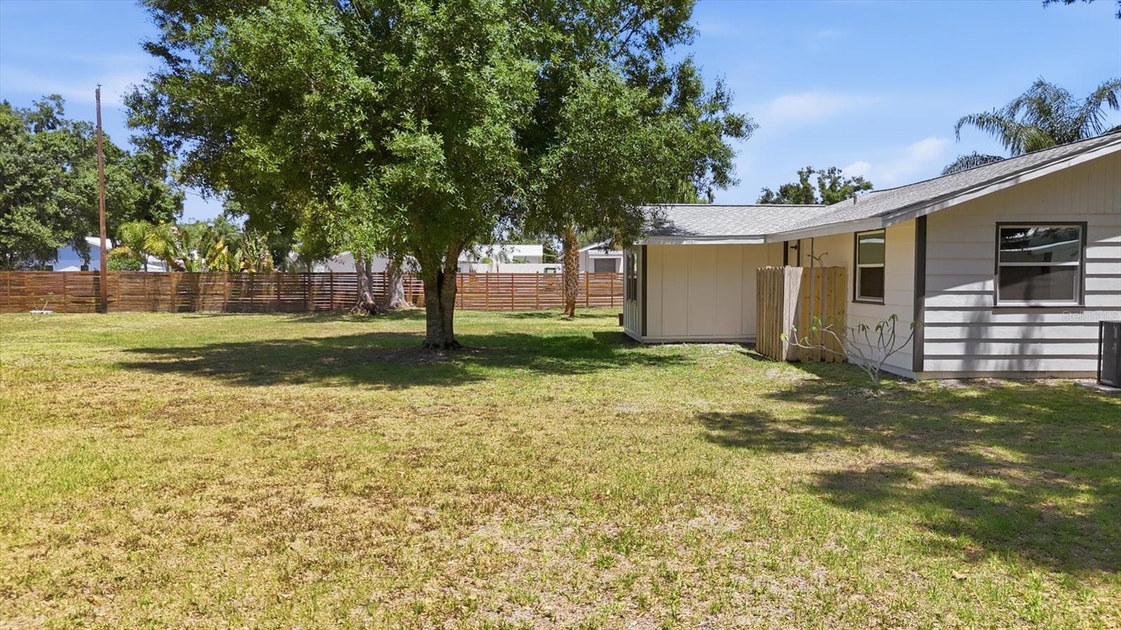 4300 EASTERN PKWY, SARASOTA, FL, 34233