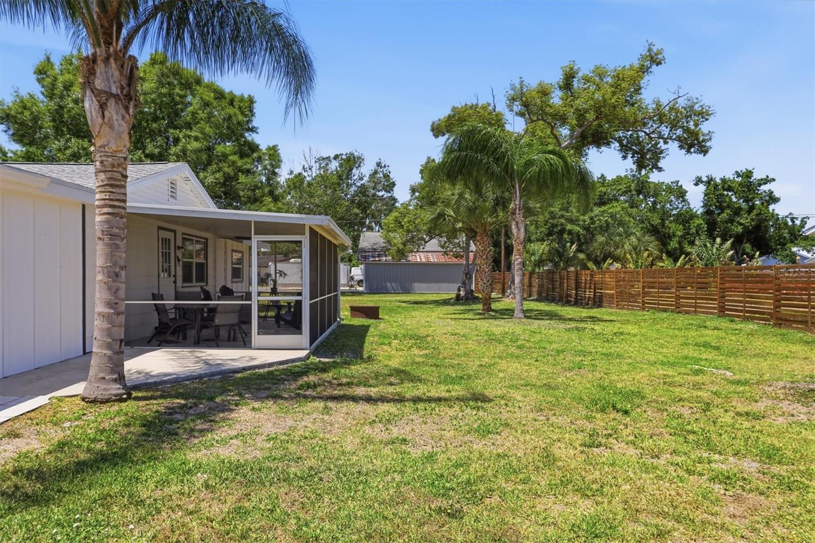 4300 EASTERN PKWY, SARASOTA, FL, 34233