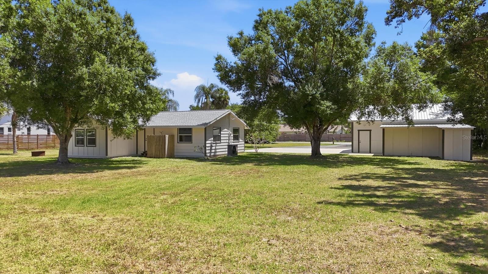 4300 EASTERN PKWY, SARASOTA, FL, 34233