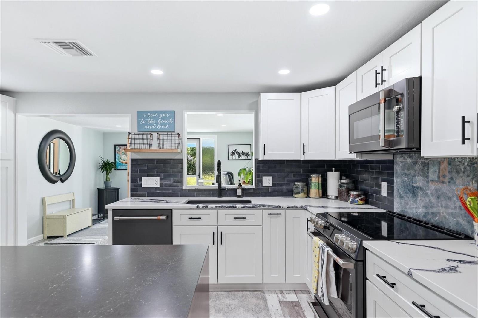 4300 EASTERN PKWY, SARASOTA, FL, 34233